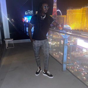 Meet your Posher, Niqueo